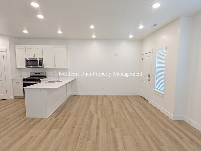 Building Photo - New - 3 Bed, 2.5 Bath, HVAC