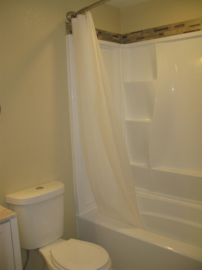 Foto del edificio - 305 S 5th St W