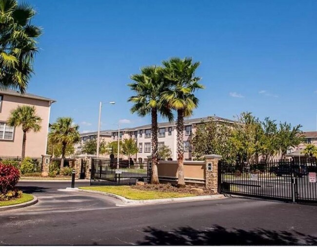 Building Photo - 2554 Middleton Grove Dr