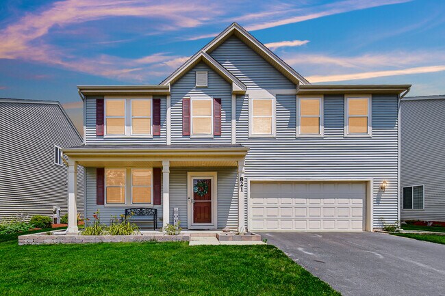 Building Photo - 821 Chopin Pl