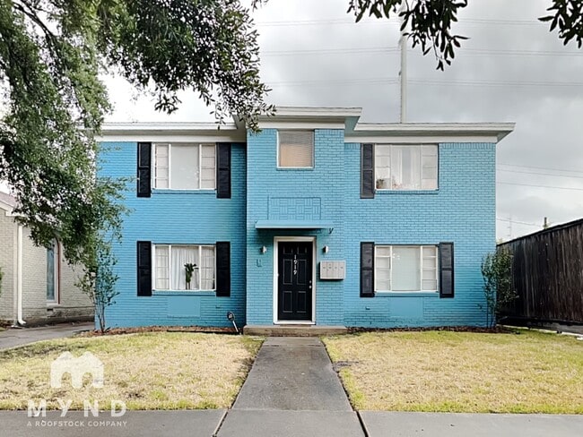 1919 Lexington St
