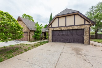 Building Photo - 1518 S Todd Pl