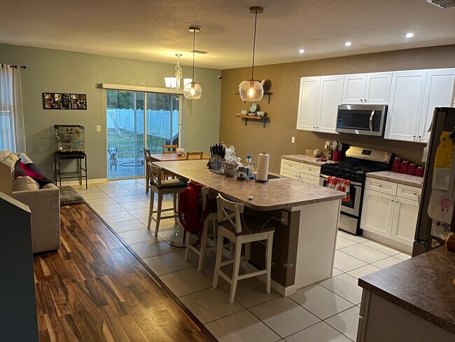 Building Photo - 3463 Berkshire Woods Ter