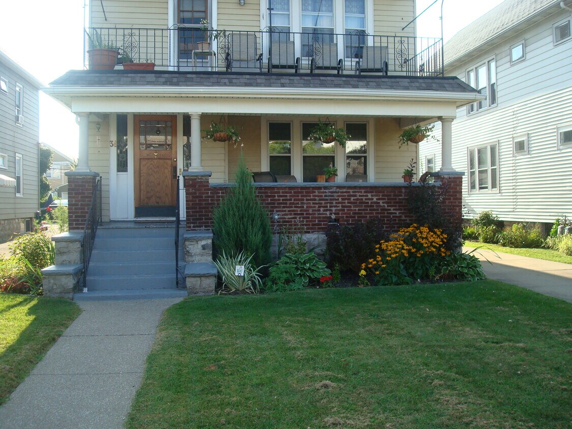 34 Norwalk Ave Unit Upper, Buffalo, NY 14216 34 Norwalk Ave Buffalo