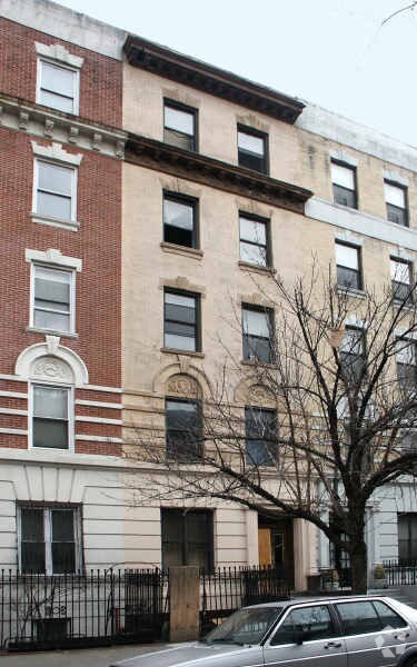 Building Photo - 235 W 137th St