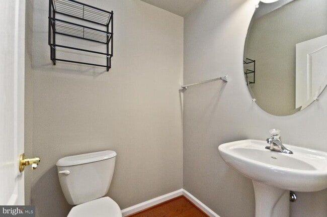 Foto del edificio - 8315 Gibbs Way