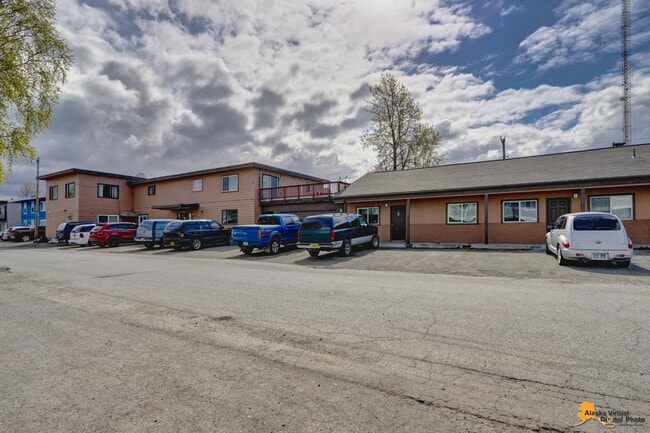 Foto del edificio - 906 W 29th Place