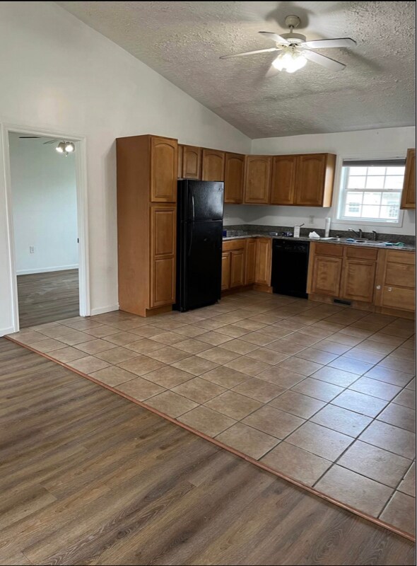 Foto del edificio - 107 Ellistown Rd