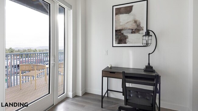 Foto del edificio - 707 S Farmer Ave