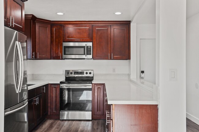 Foto del edificio - 1101 N Flower St