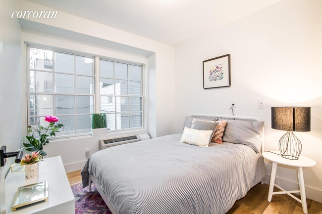 Foto del edificio - 1370 Bushwick Ave