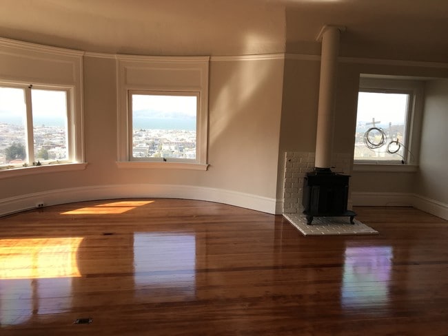 Master Bedroom w/Gorgeous Bay View - 2390 Broadway
