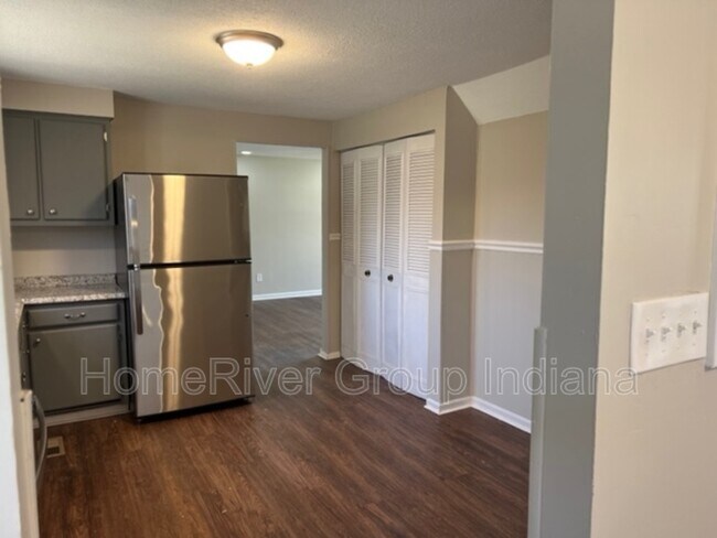 Foto del edificio - 343 Broken Arrow Ct