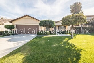 Building Photo - 11123 Cactus Valley Dr