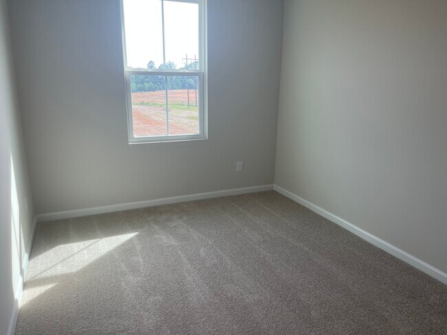 Foto del edificio - 1151 Robins Nest Dr
