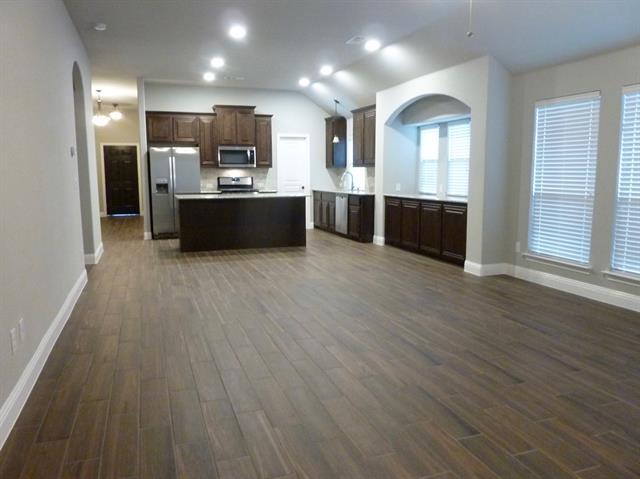 Foto principal - 5121 Prospect St