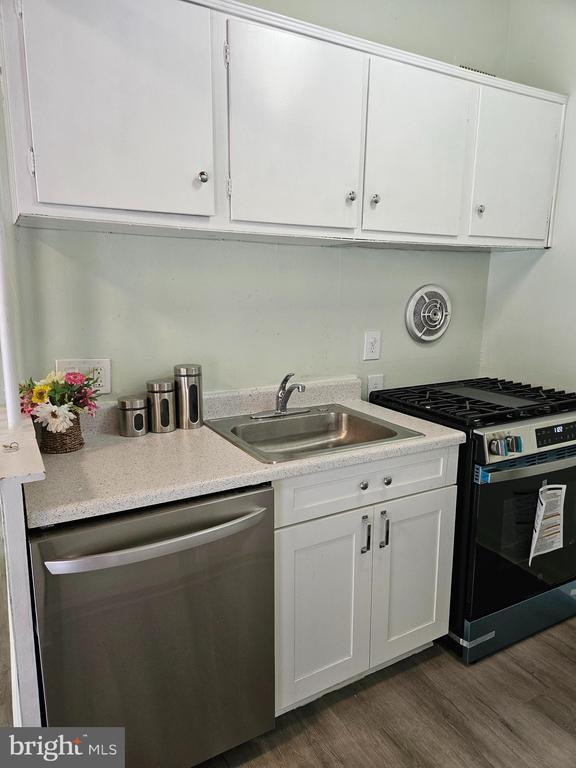 Building Photo - 7723 Donnybrook Ct