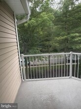 Building Photo - 109 Versailles Ct
