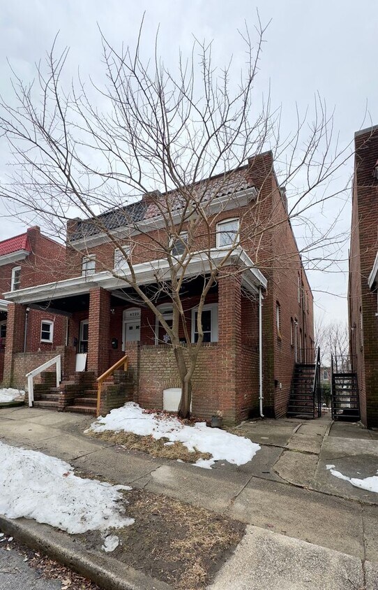 Foto principal - Apartment in West Baltimore, MD!