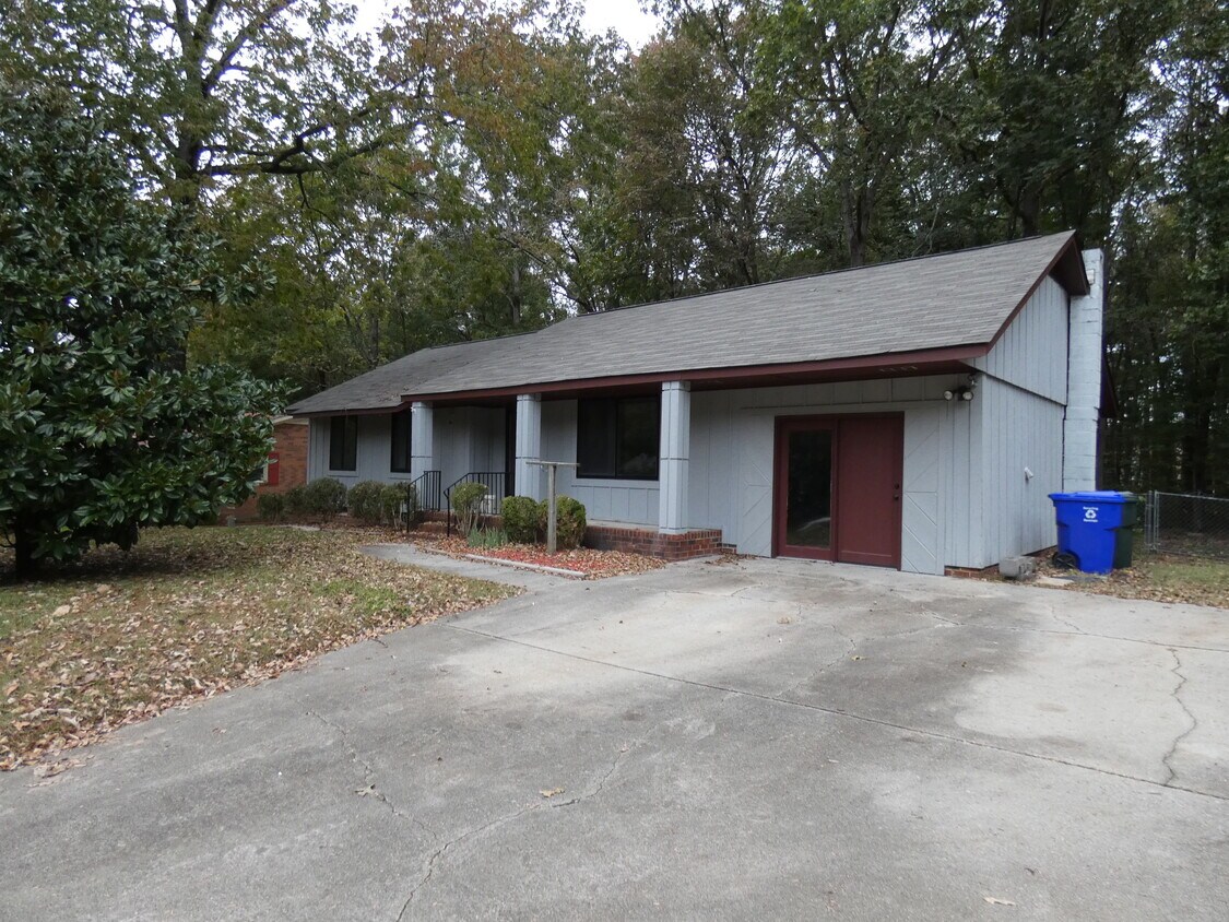 Primary Photo - 3506 Marquis Dr
