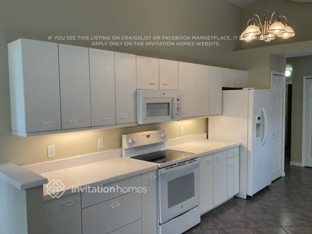 Foto del edificio - 441 Long Cove Rd