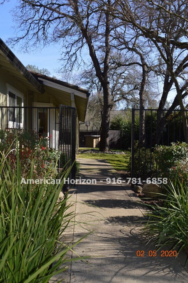 Foto del edificio - 6990 Boulder Rd