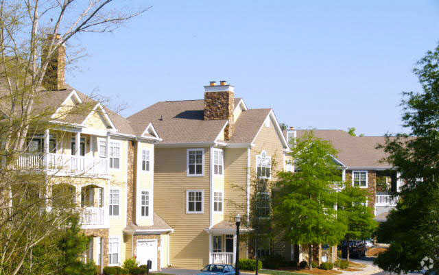 Building Photo - The Villages of Devinshire