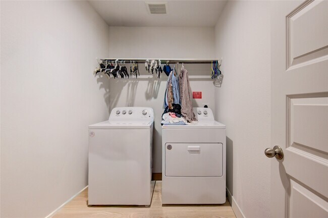 Building Photo - 1106 Isola Bella Dr