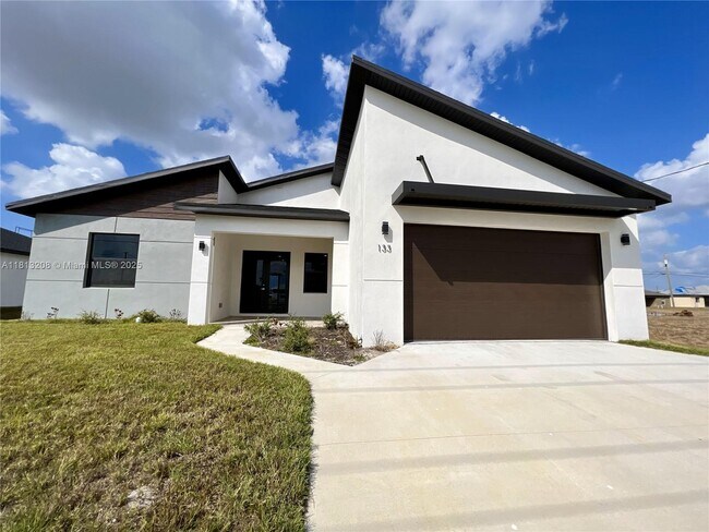 Foto del edificio - 133 Diplomat Pkwy E