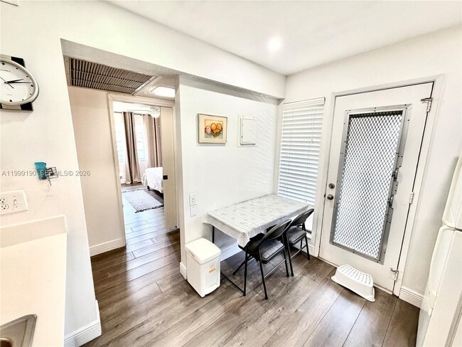 Foto del edificio - 2707 Nassau Bend