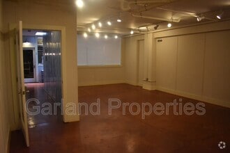Building Photo - 110 Campbell Ave SE