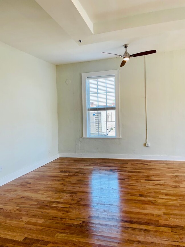 Building Photo - 140 West Washington