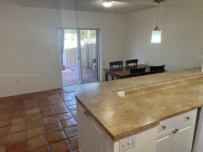 Foto del edificio - 20971 SW 83rd Ave