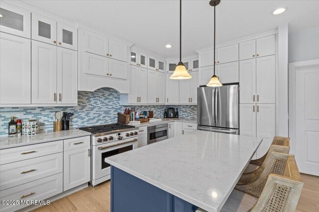 Building Photo - 1613 Ocean Ave