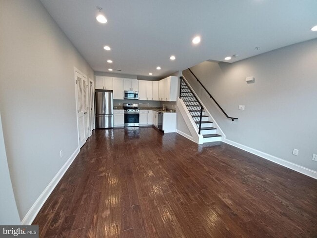 Foto del edificio - 1018 13th St SE