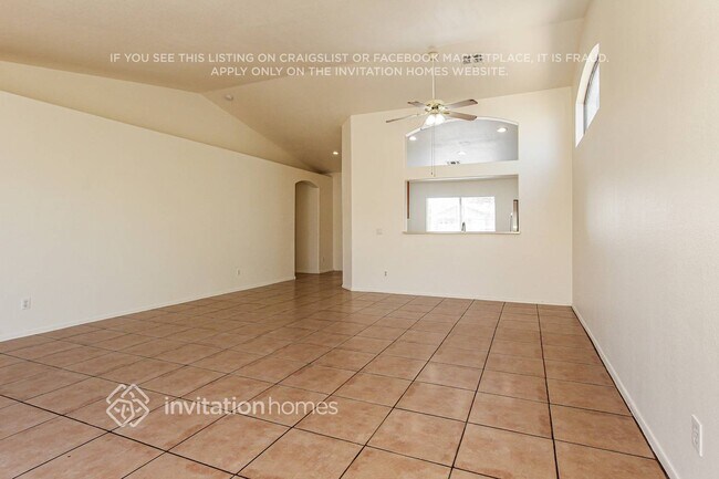 Foto del edificio - 8416 W Monterey Way