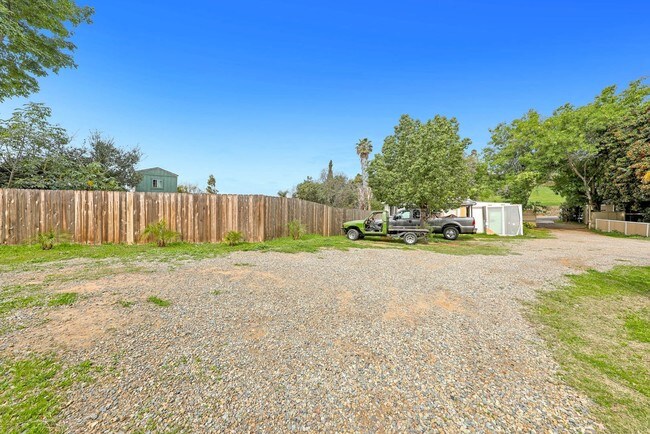 Foto del edificio - 2255 Primrose Ave