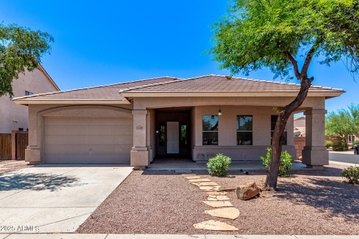 Primary Photo - 12429 W Pima St