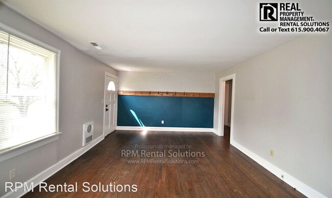 Building Photo - 3 br, 1 bath House - 211 Rushwood Drive