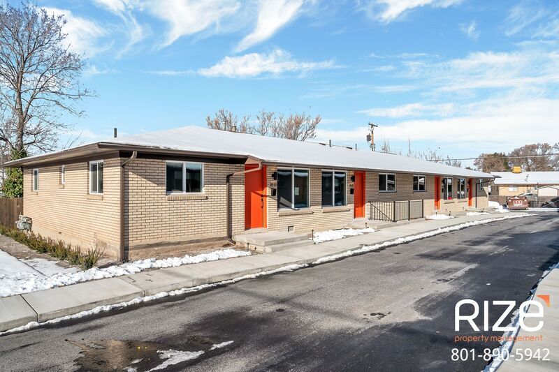 Primary Photo - 2533 E 3300 S