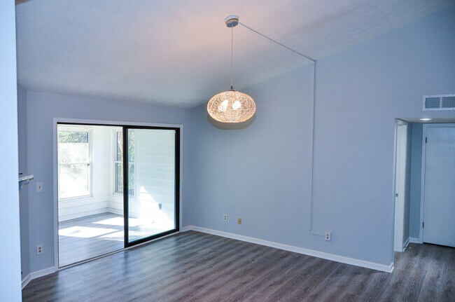 Building Photo - 507 Parkaire Crossing