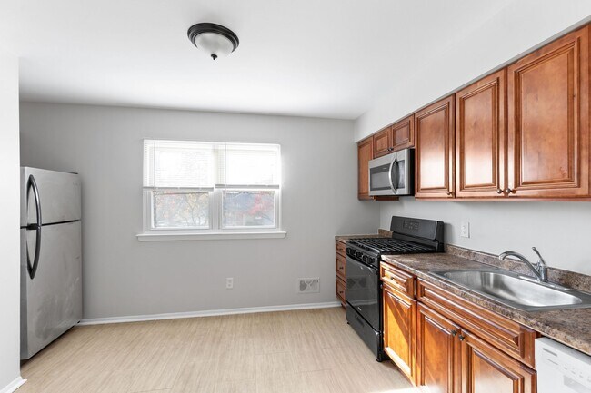 Foto del edificio - Benner Street Townhomes