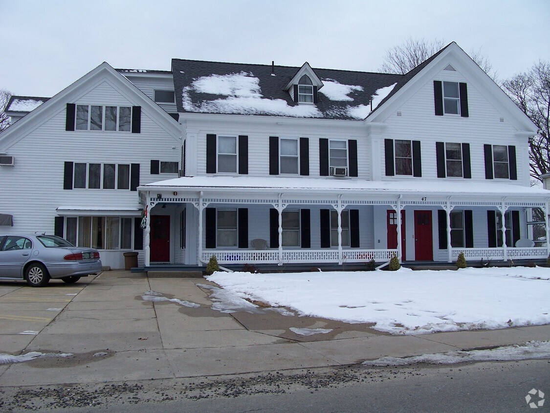 Primary Photo - 47 Summer St