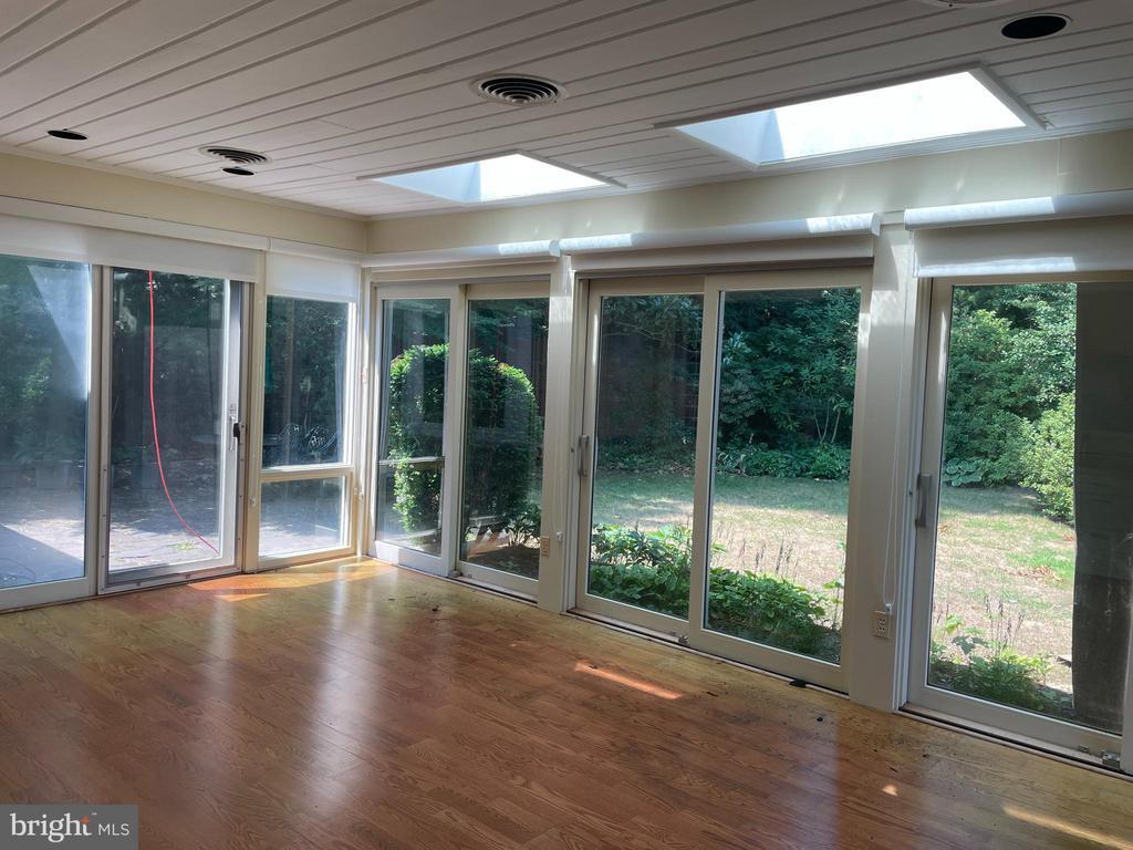 Foto principal - 2266 48th St NW