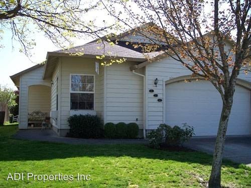 Foto principal - 860 SW 202nd Ter