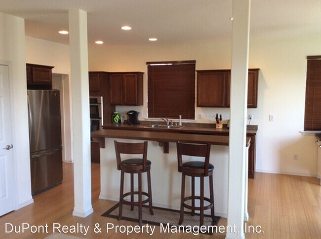 Building Photo - 9168 Periwinkle Loop NE
