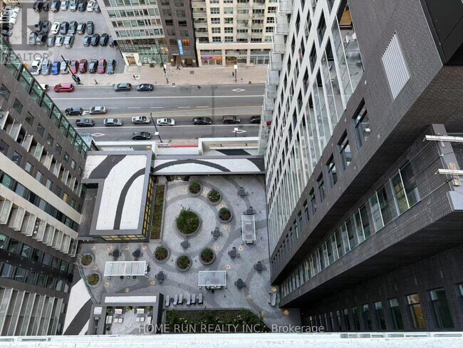 Photo du bâtiment - 180-2180 George St