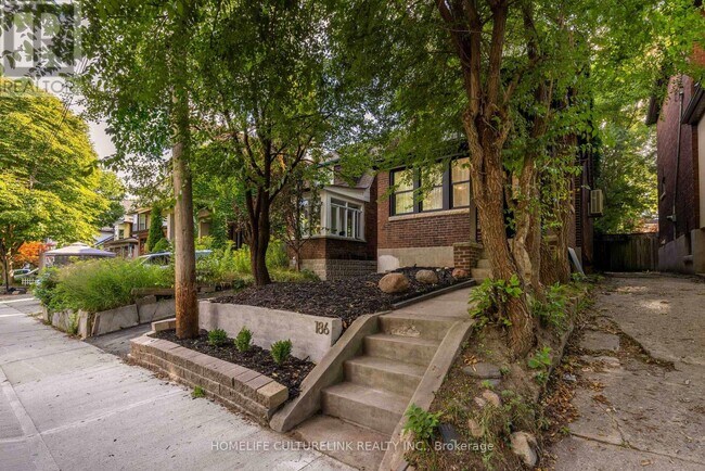 Photo du bâtiment - 186 Ashdale Ave