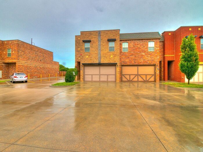4738 W Main St, Norman, OK 73072 Condo for Rent in Norman, OK
