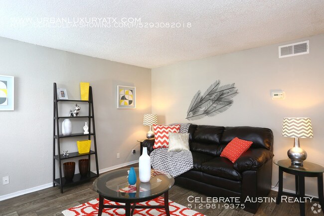 Building Photo - Avesta Southshore